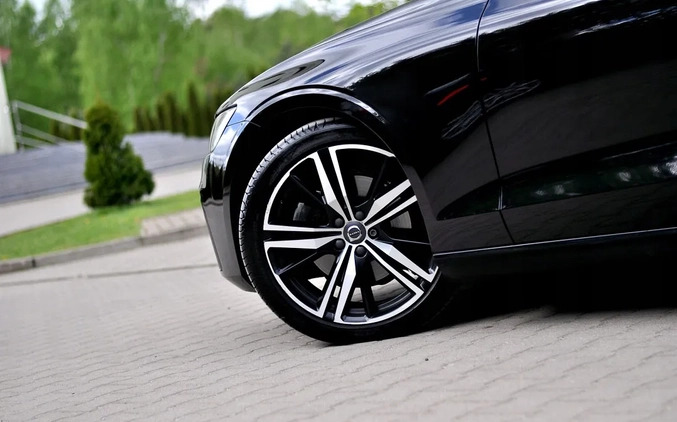 Volvo V60 cena 98900 przebieg: 179000, rok produkcji 2020 z Płock małe 781